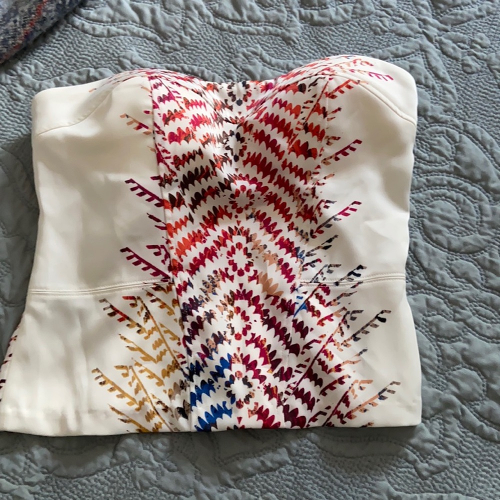 Bebe Strapless top